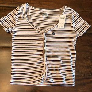 BRAND NEW Hollister shirt size XS